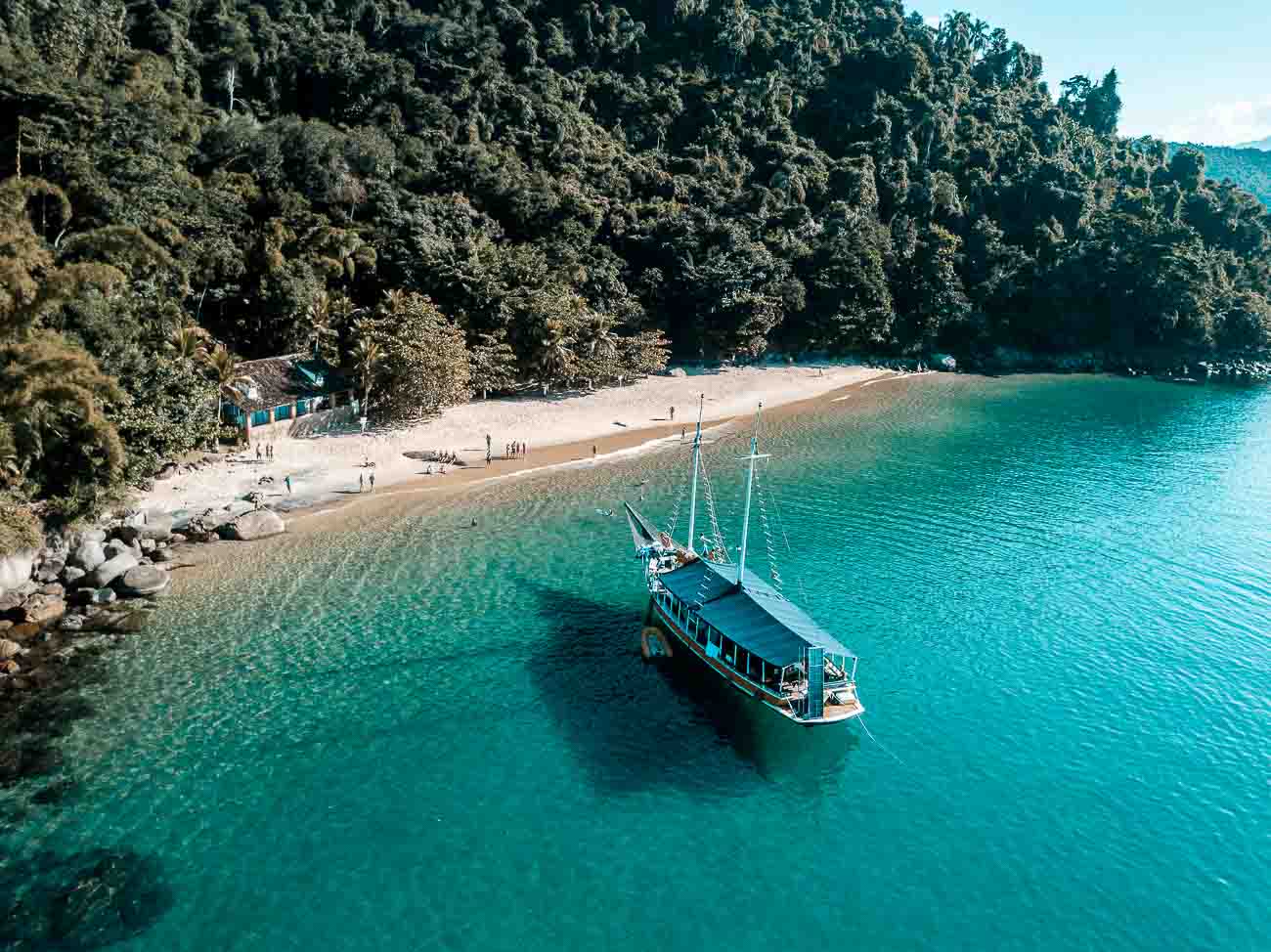 Praia do Pontal, Paraty, Rio de Janeiro - Praias para viajar no Réveillon